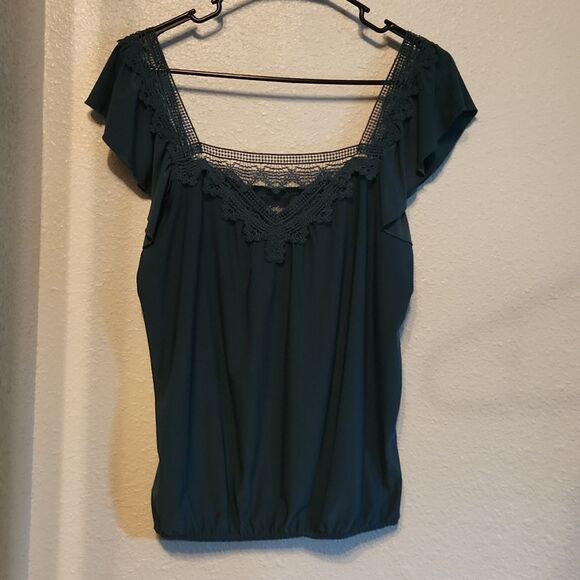 Buckle Tops - Daytrip Top